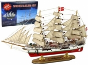 Statek Łódź drewniana kolekcjonerski żaglowiec