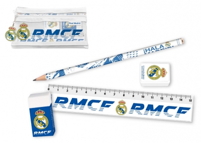 <img src='https://webimage.pl/pics/788/6/d8435507896788RM00040.jpg' style='height:440px' /> Zestaw piśmienniczy w saszetce Real Madryt 5 el.