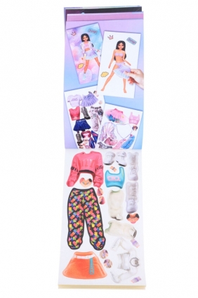 Sticker Dress Up - K-Pop