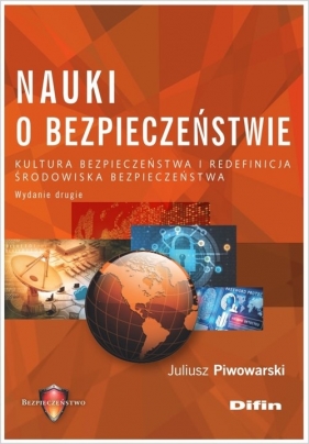 Nauki o bezpieczeństwie - Juliusz Pływaczewski