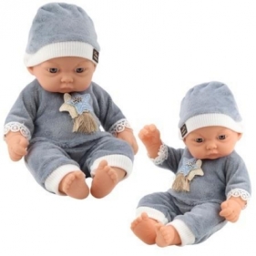 Lalka bobas w szarej piżamce