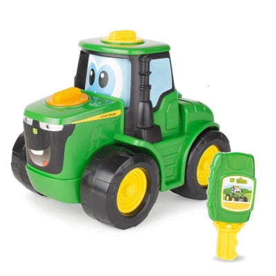 <img src='https://webimage.pl/pics/812/5/d036881475002.jpg' style='height:440px' /> Traktor John Deere na kluczyk 47500