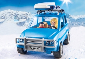 Playmobil Family Fun: Auto z boxem dachowym (9281)