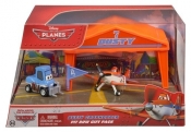 Samoloty Zestaw Dusty Crophopper 2 figurki i hangar (Y5735/Y5736) - <br />