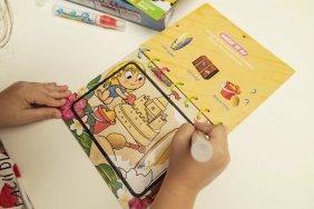 Książeczka z wodnym pisakiem - wakacje (102825)