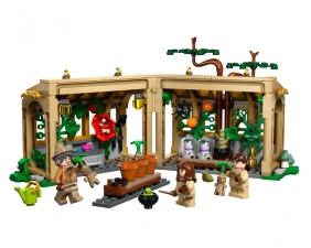 Lego, Harry Potter - Zamek Hogwart™: zajęcia z zielarstwa, 390 el. (76445)
