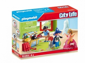 Playmobil City Life: Dzieci ze skrzynią na kostiumy (70283)