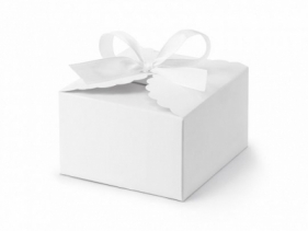 Pudełko na prezent Partydeco w kształcie chmurki, wykonane z papieru w kolorze białym, w zestawie z białą tasiemką ok. 3,5 cm (1 op. / 10 szt.) (PUDP42-008)