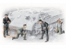 ICM German Tank Crew 19431945 (35211)