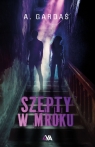  Szepty w mroku