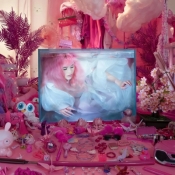 Biorę wdech (hikikomori)