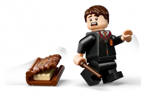 Lego, Harry Potter - Potworna księga potworów z zębami, 518 el. (76449)