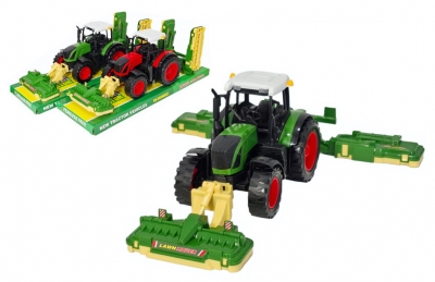 Traktor z maszyną