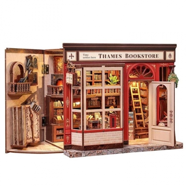 Model Księgarnia z tradycjami