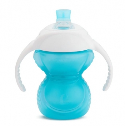 Kubek treningowy z ustnikiem odpornym na gryzienie Munchkin 237ml niebieski