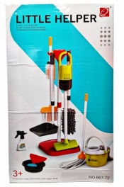 Zestaw do sprzątania z elektrycznym odkurzaczem i innymi akcesoriami