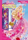 Barbie i tajemnicze drzwi Czytam i naklejam