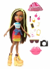 Bratz SelfieSnaps Doll - Sasha (536925E4C)