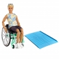 Barbie Fashionistas: Ken na wózku (GWX93)