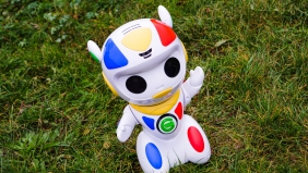 Emiglio Robot (006-11692)
