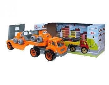 Transporter z budowlanymi pojazdami