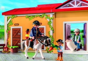 Playmobil Country: Nowa przenośna stajnia (71393)