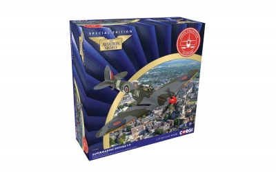 <img src='https://webimage.pl/pics/941/4/d5063129044091.jpg' style='height:440px' /> Corgi Samolot Supermarine Spitfire T9 - PV202