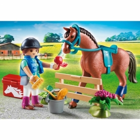 Playmobil Country: Zestaw upominkowy - Stadnina koni (70294)