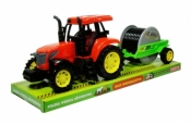 Traktor z maszyną