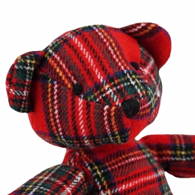 Maskotka - Miś w czerwoną kratkę