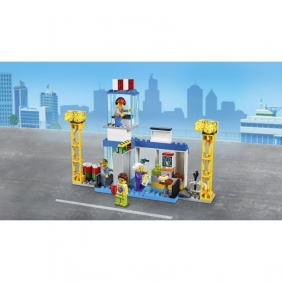 Lego City: Centralny port lotniczy (60261)
