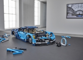 Lego Technic: Bugatti Chiron (42083)
