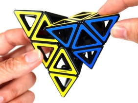 Łamigłówka Hollow Pyraminx (109369)