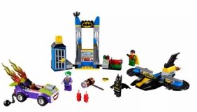 Lego Juniors: Atak Jokera na jaskinię Batmana (10753)