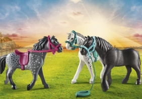 Playmobil Country: Trzy konie, figurki - fryz, knabstrup i koń andaluzyjski (70999)