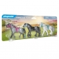Playmobil Country: Trzy konie, figurki - fryz, knabstrup i koń andaluzyjski (70999)